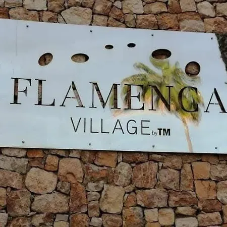 Village Apartment *